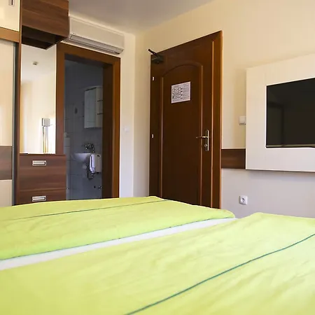 Pansion Maestral Gasthof 3*