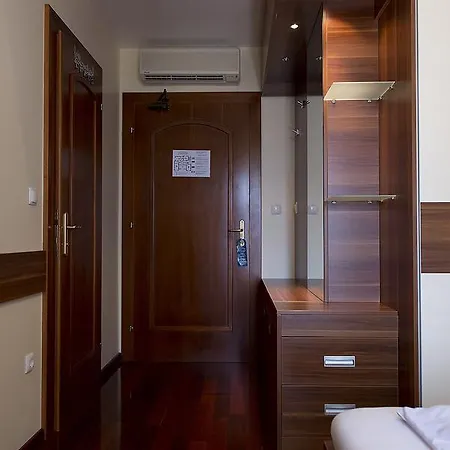 Pansion Maestral