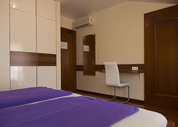 Pansion Maestral 3* Novi Vinodolski