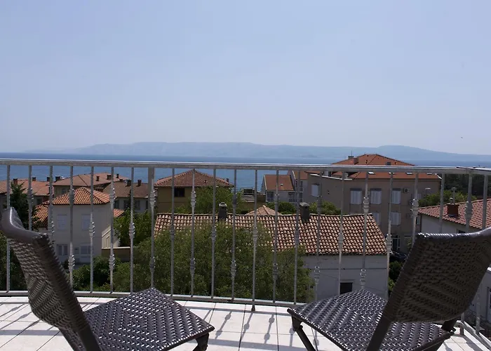 Guest house Pansion Maestral